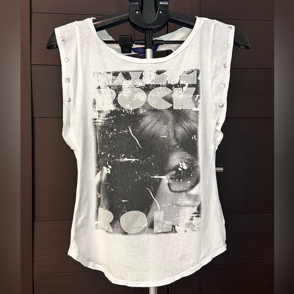 White Graphic Muscle Tee - Picture 1 of 12